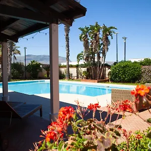  Bed & Breakfast Seven Palms